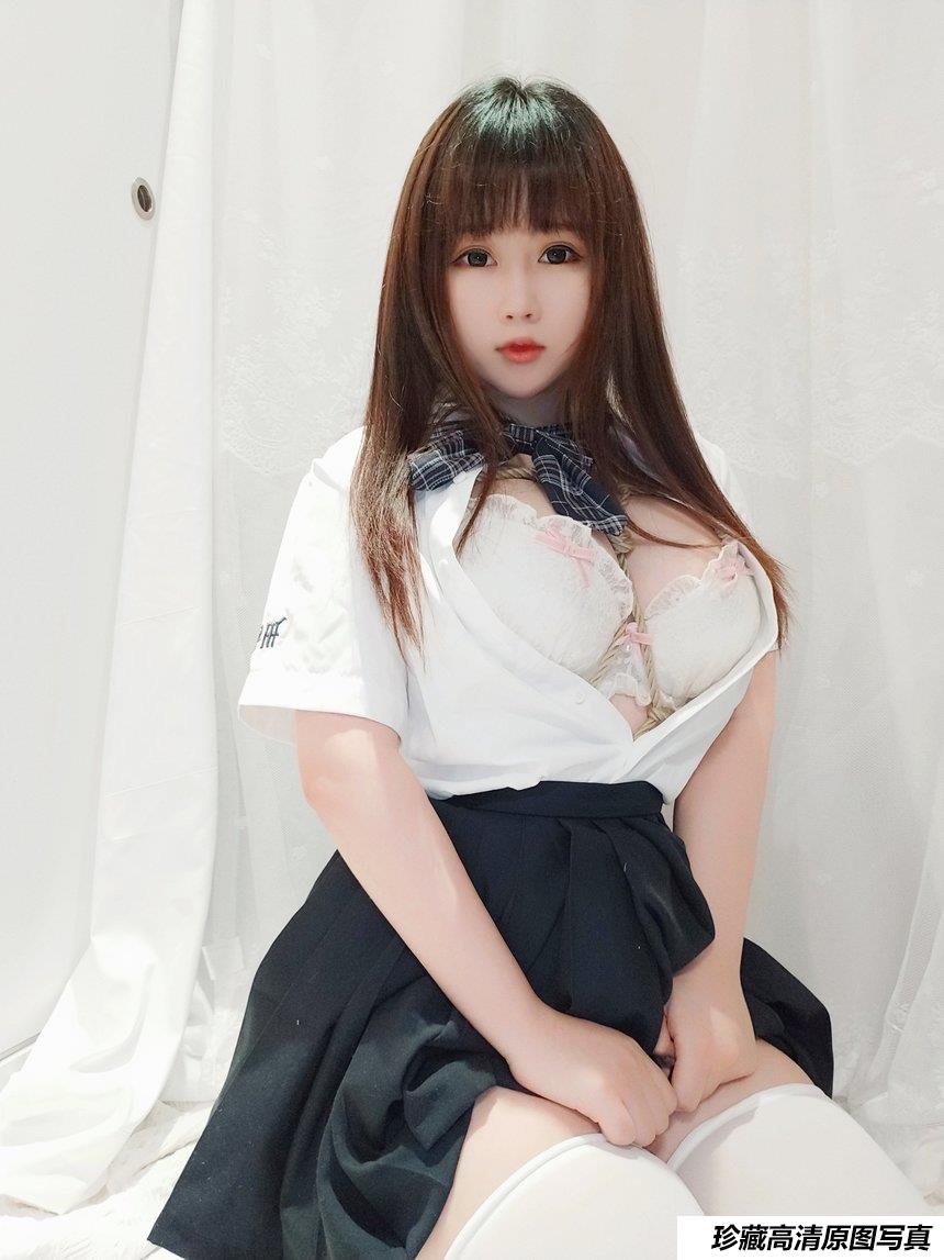 是依酱呀 – NO.24 裙底的秘密 [83P-164MB]-艺库